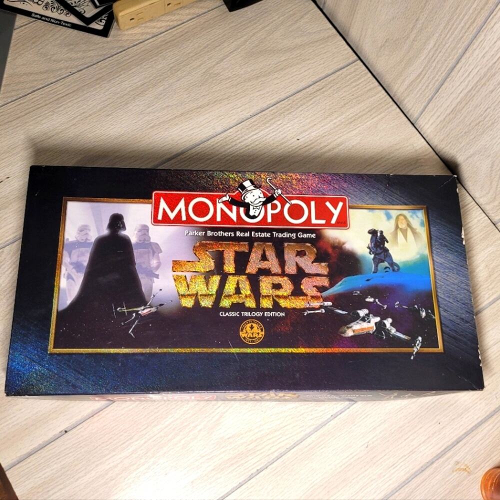 Vintage 1997 Star Wars Classic Trilogy Collectable Monopoly Board Game